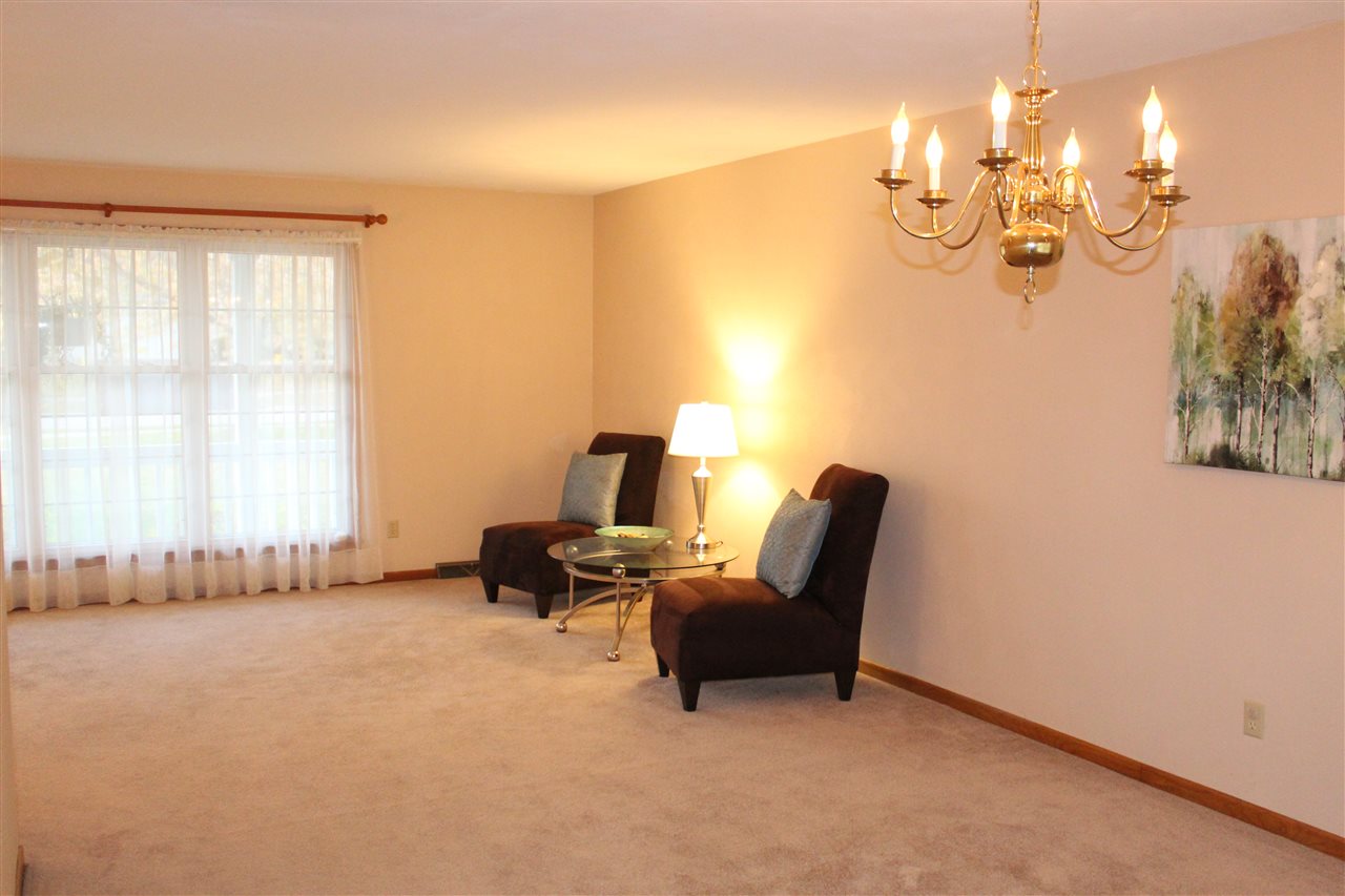 3715 North Trainer Road Rockford, IL 61114 - Photo 9 of 21 Gallery Image 9