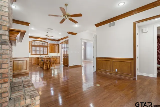 $415,000 | 3308 Greenoak Place, Tyler, TX 75701