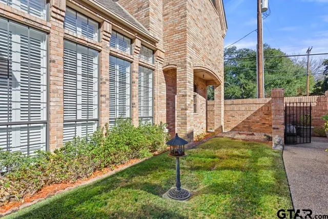 $415,000 | 3308 Greenoak Place, Tyler, TX 75701