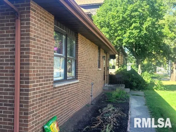 $119,000 | 526 South Grand Avenue West, Springfield, IL 62704