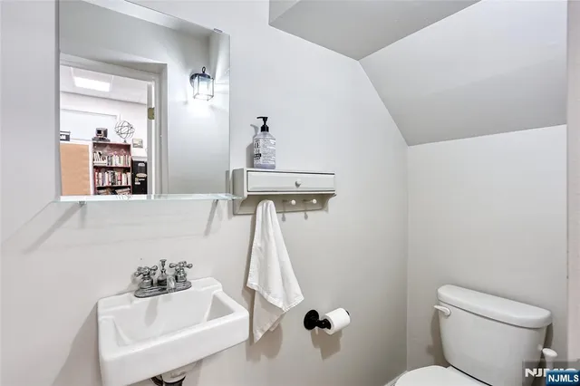 $699,000 | 314 Hirschfield Place, New Milford, NJ 07646