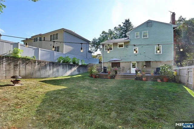 $699,000 | 314 Hirschfield Place, New Milford, NJ 07646