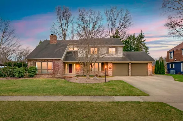 $449,000 | 1448 Mulberry Lane, St. Joseph, MI 49085