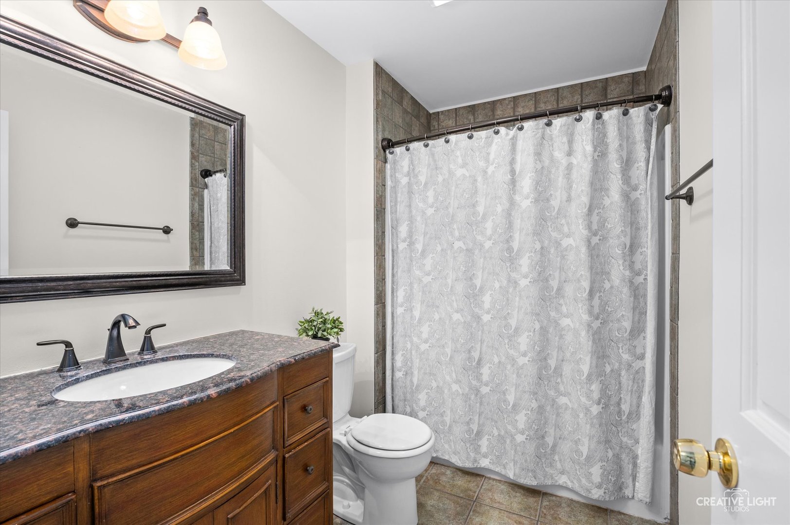 1813 Chestnut Hill Road Plainfield, IL 60586 - Photo 21 of 28 Gallery Image 21