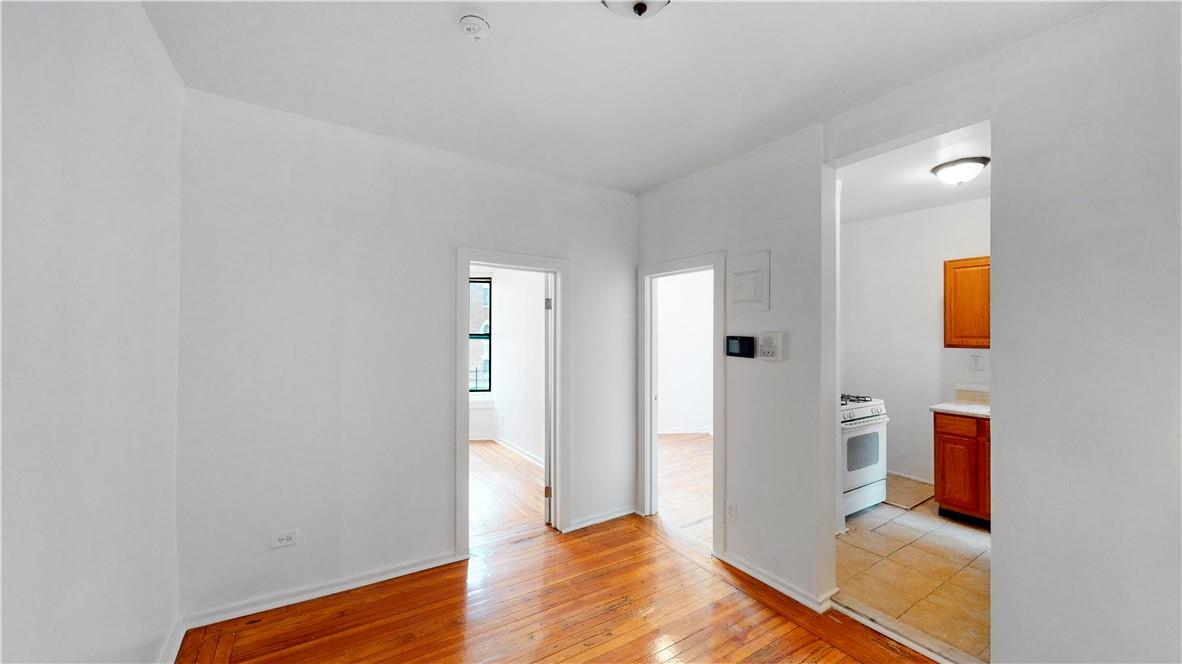 30 Macombs Place, Unit 42 Manhattan, NY 10039 - Photo 4 of 26