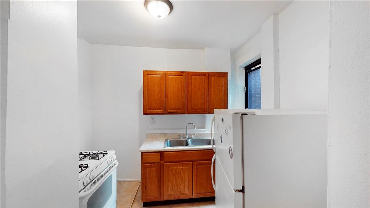 30 Macombs Place, Unit 42 Manhattan, NY 10039 - Photo 8 of 26