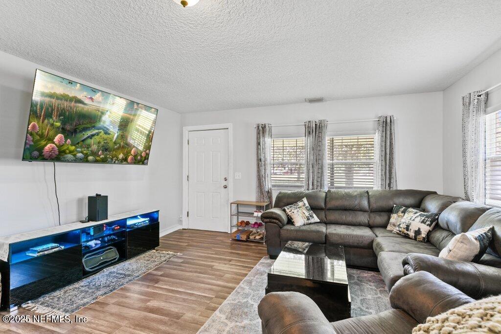 10519 Slay Road Jacksonville, FL 32219 - Photo 7 of 25 012-10519SlayRoad-Jacksonville-FL-32219-