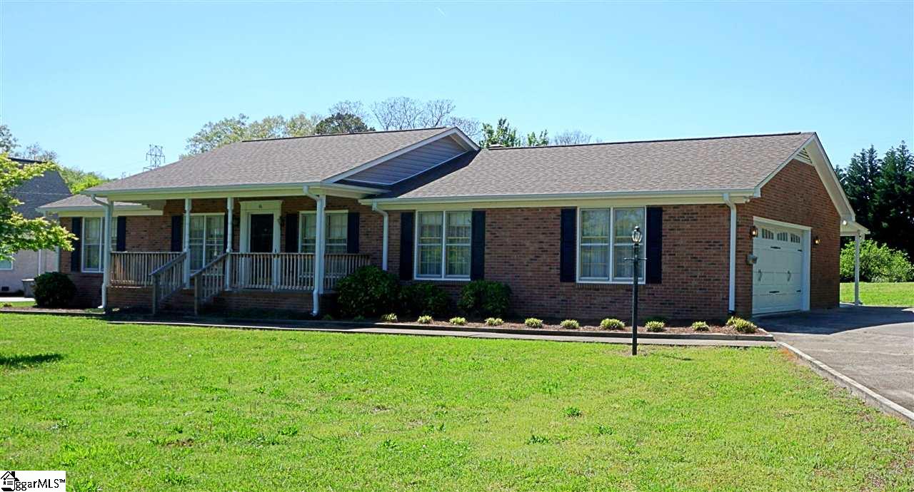 46 Bell Road Greenville, SC 29607 - Photo 1 of 29 Gallery Image 1