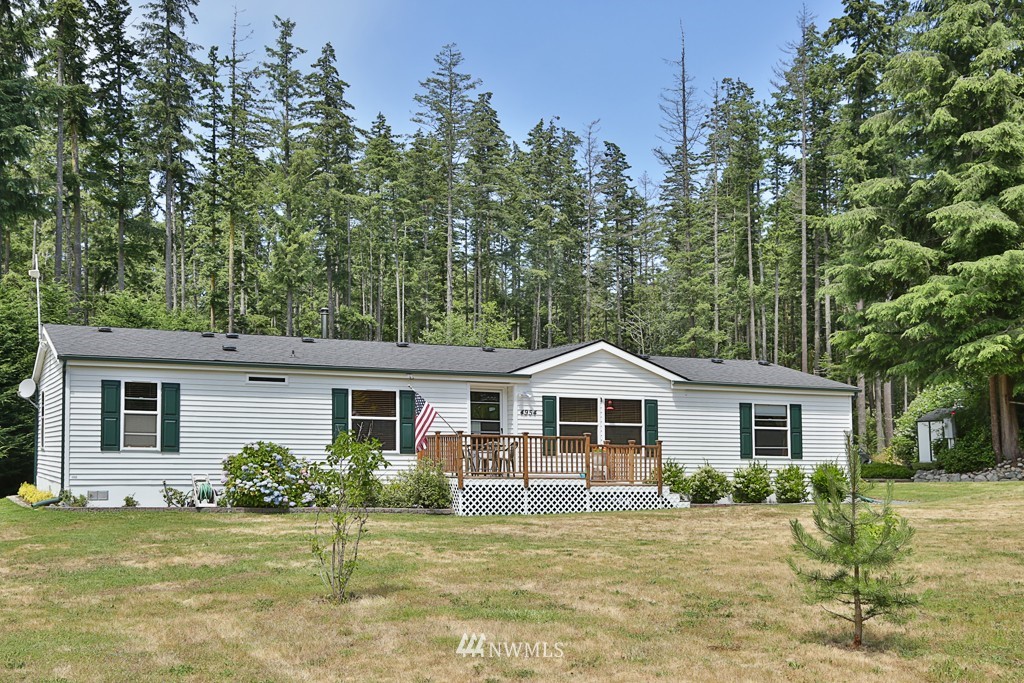 4954 Bounty Loop Freeland, WA 98249 - Photo 1 of 24 Gallery Image 1