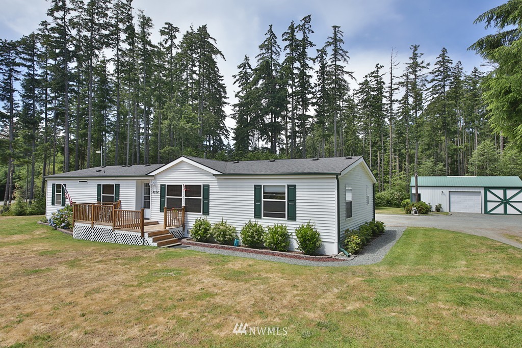 4954 Bounty Loop Freeland, WA 98249 - Photo 2 of 24 Gallery Image 2