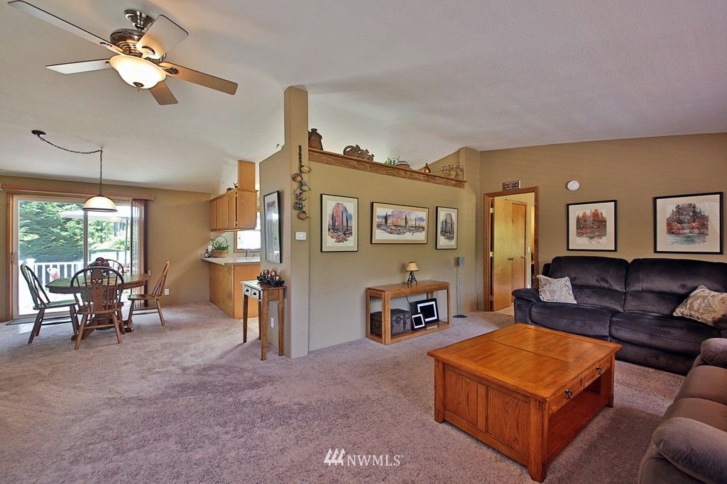 4954 Bounty Loop Freeland, WA 98249 - Photo 13 of 24 Gallery Image 13