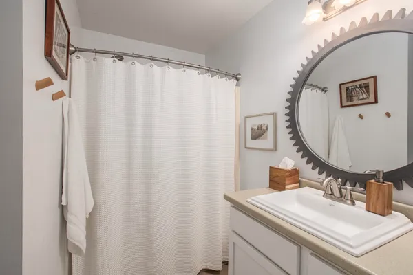 $314,900 | 7374 North Shore Drive, Unit 16, South Haven, MI 49090
