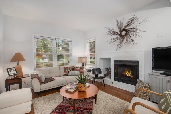 $314,900 | 7374 North Shore Drive, Unit 16, South Haven, MI 49090