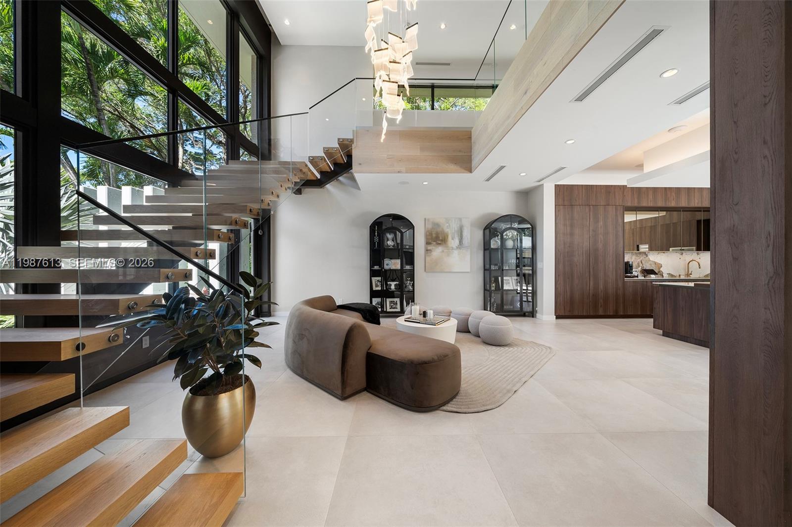 4041 South Le Jeune Road Miami, FL 33133 - Photo 24 of 30 a view of lobby with furniture and chandelier