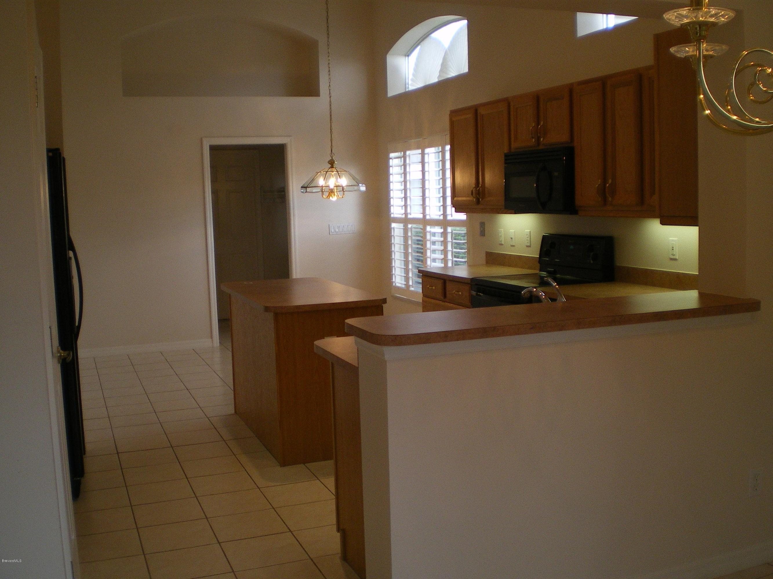 349 Renaissance Avenue Melbourne, FL 32940 - Photo 8 of 26 3 kitchen