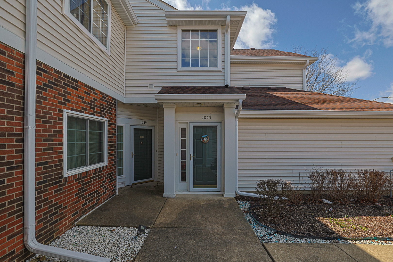 1047 Ripple Ridge, Unit 1047 Darien, IL 60561 - Photo 3 of 22
