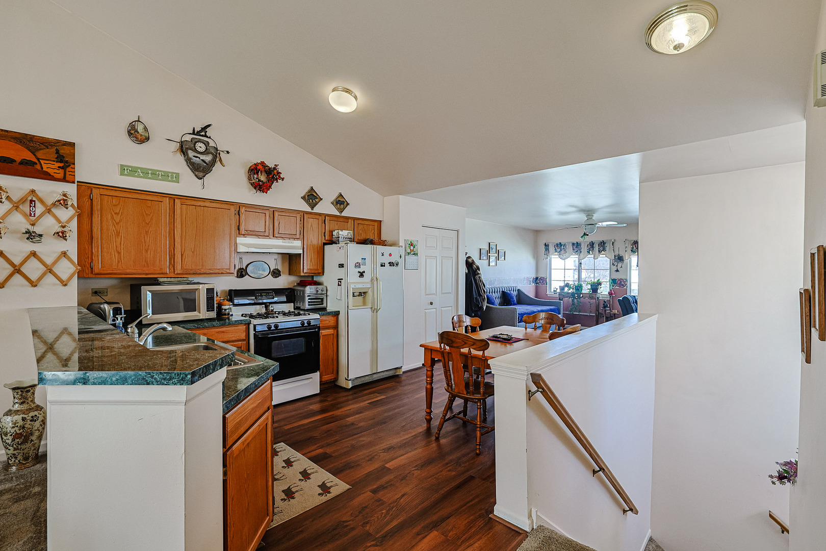 1047 Ripple Ridge, Unit 1047 Darien, IL 60561 - Photo 8 of 22