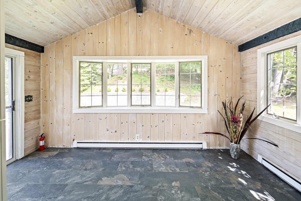 17 Daniel Drive Burlington, MA 01803 - Photo 13 of 33