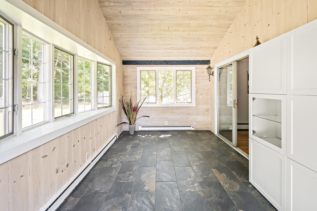 17 Daniel Drive Burlington, MA 01803 - Photo 14 of 33