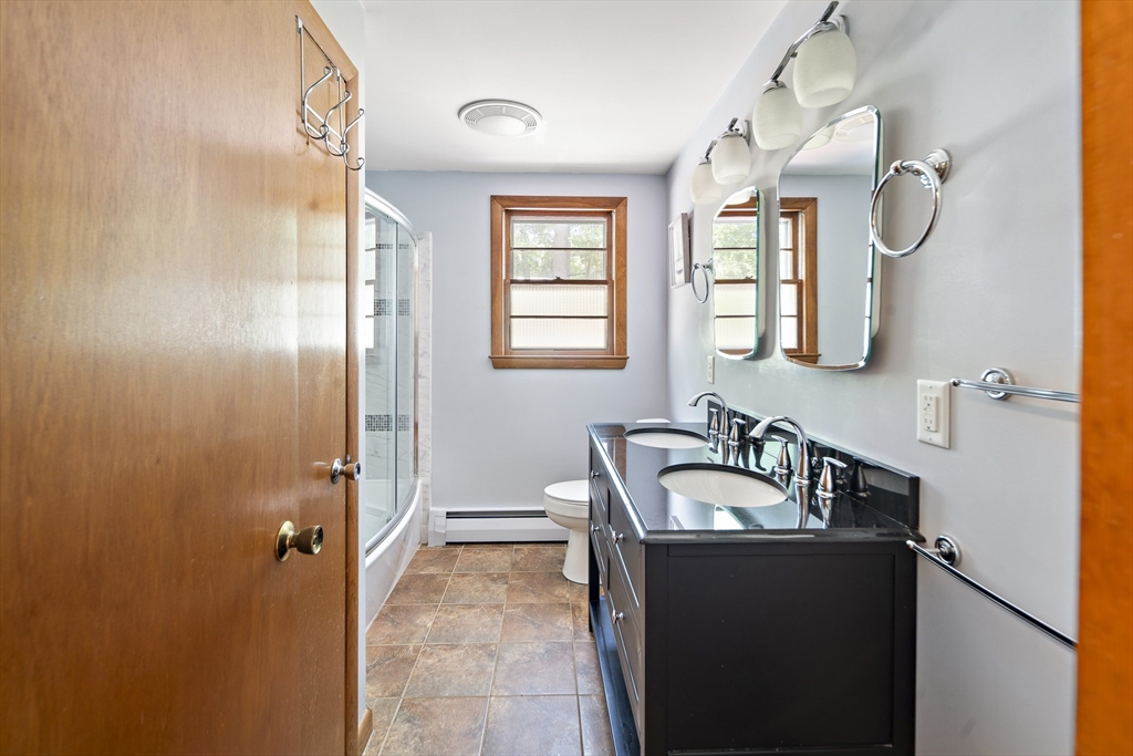 17 Daniel Drive Burlington, MA 01803 - Photo 16 of 33