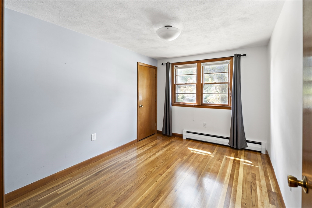 17 Daniel Drive Burlington, MA 01803 - Photo 18 of 33