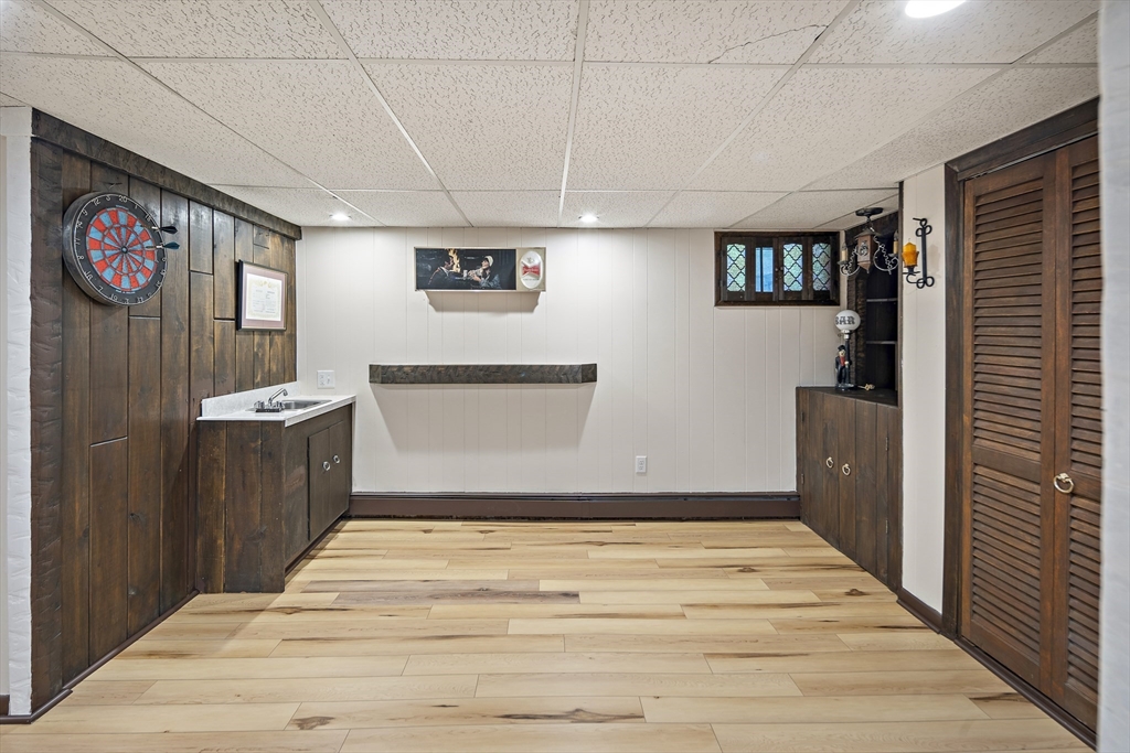 17 Daniel Drive Burlington, MA 01803 - Photo 25 of 33