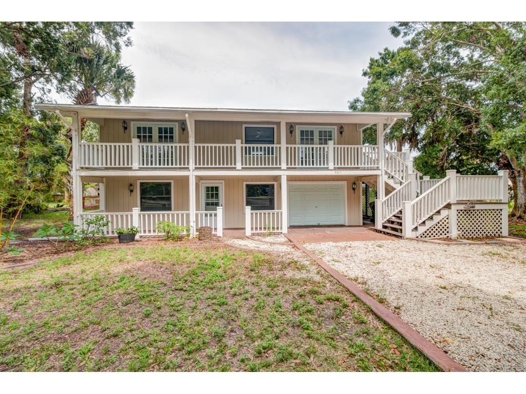 9807 Pine Street Micco, FL 32976 - Photo 2 of 32