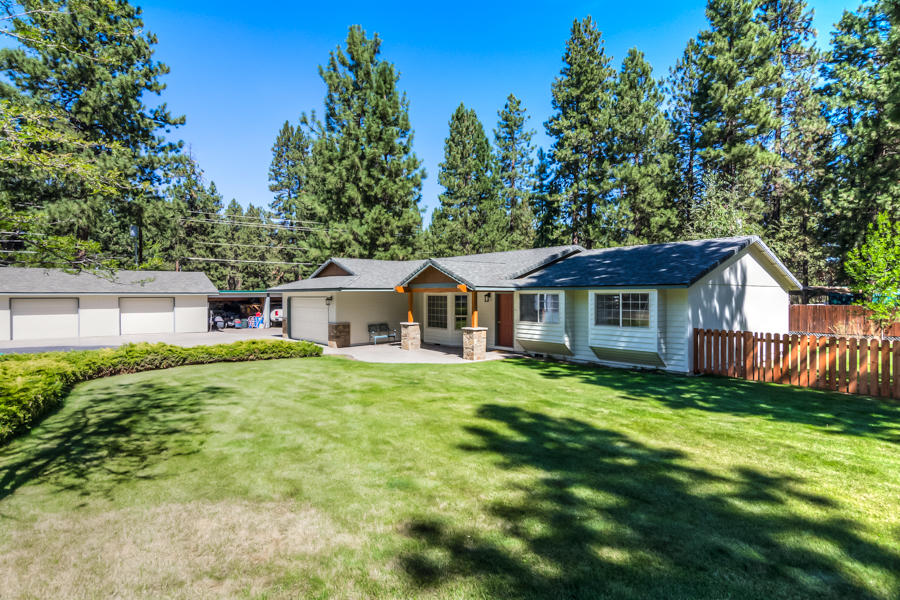 19116 Kiowa Road Bend, OR 97702 - Photo 5 of 38 Kiowa Rd 19116 (4 of 40)