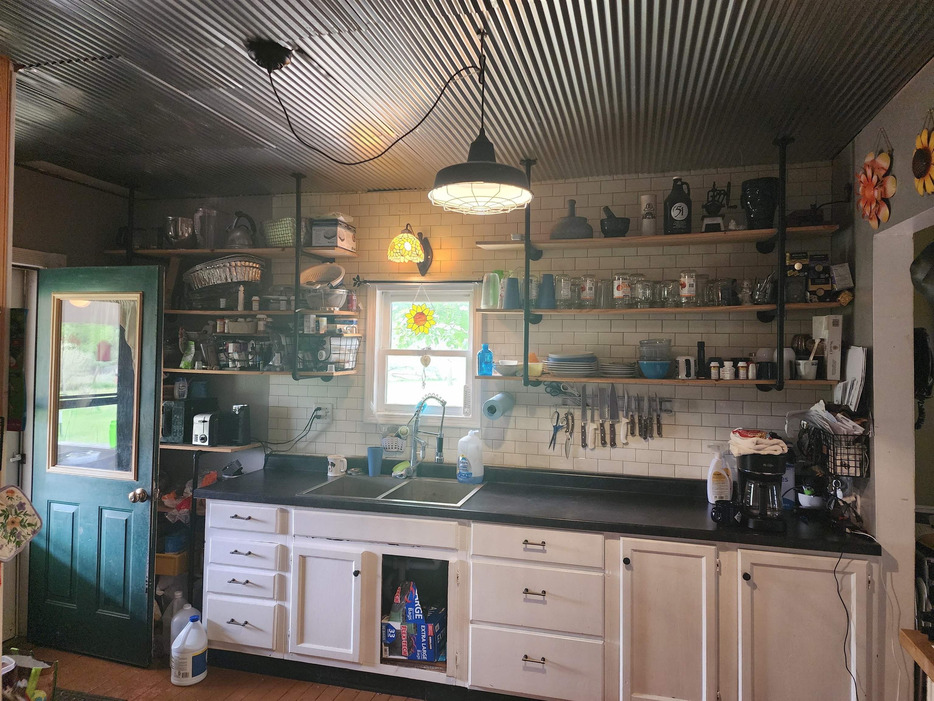 9530 West Denver Road Weidman, MI 48893 - Photo 3 of 20 1945353-655dbc15-f2fb-4f5b-bf52-9c474305fa66.JPG