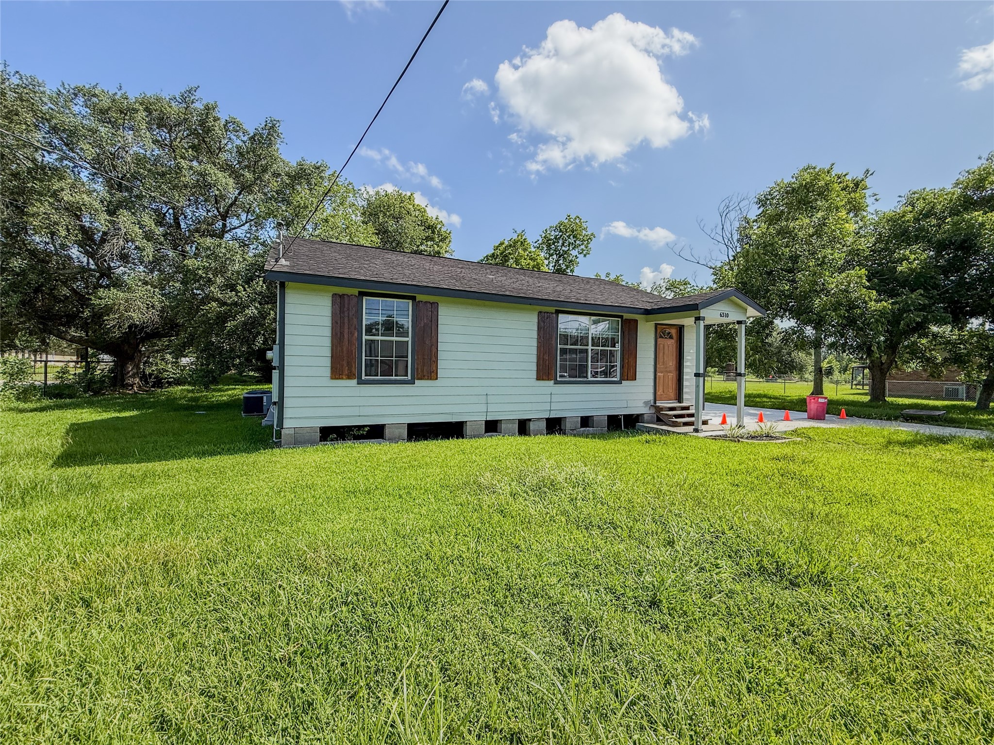 6310 Brookside Road Pearland, TX 77581 - Photo 3 of 17