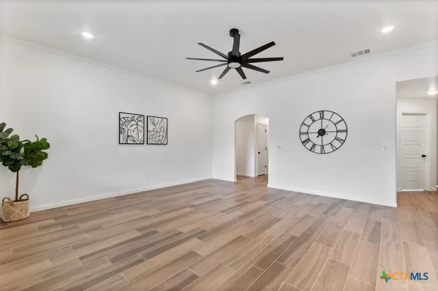 $2,100 | 6019 Catania Drive, Temple, TX 76502