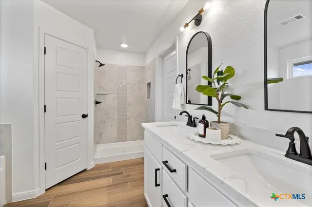 $2,100 | 6019 Catania Drive, Temple, TX 76502