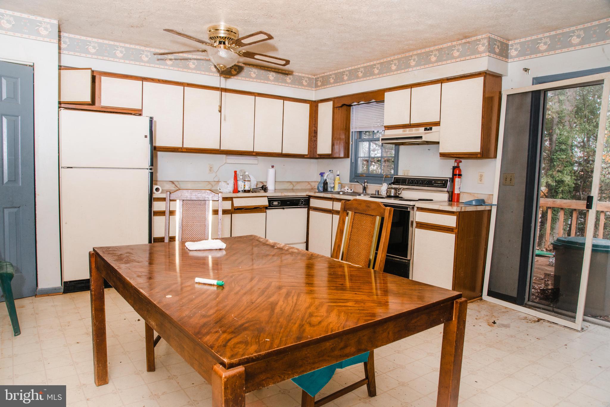 21780 Princeton Road Lexington Park, MD 20653 - Photo 3 of 18 Kitchen