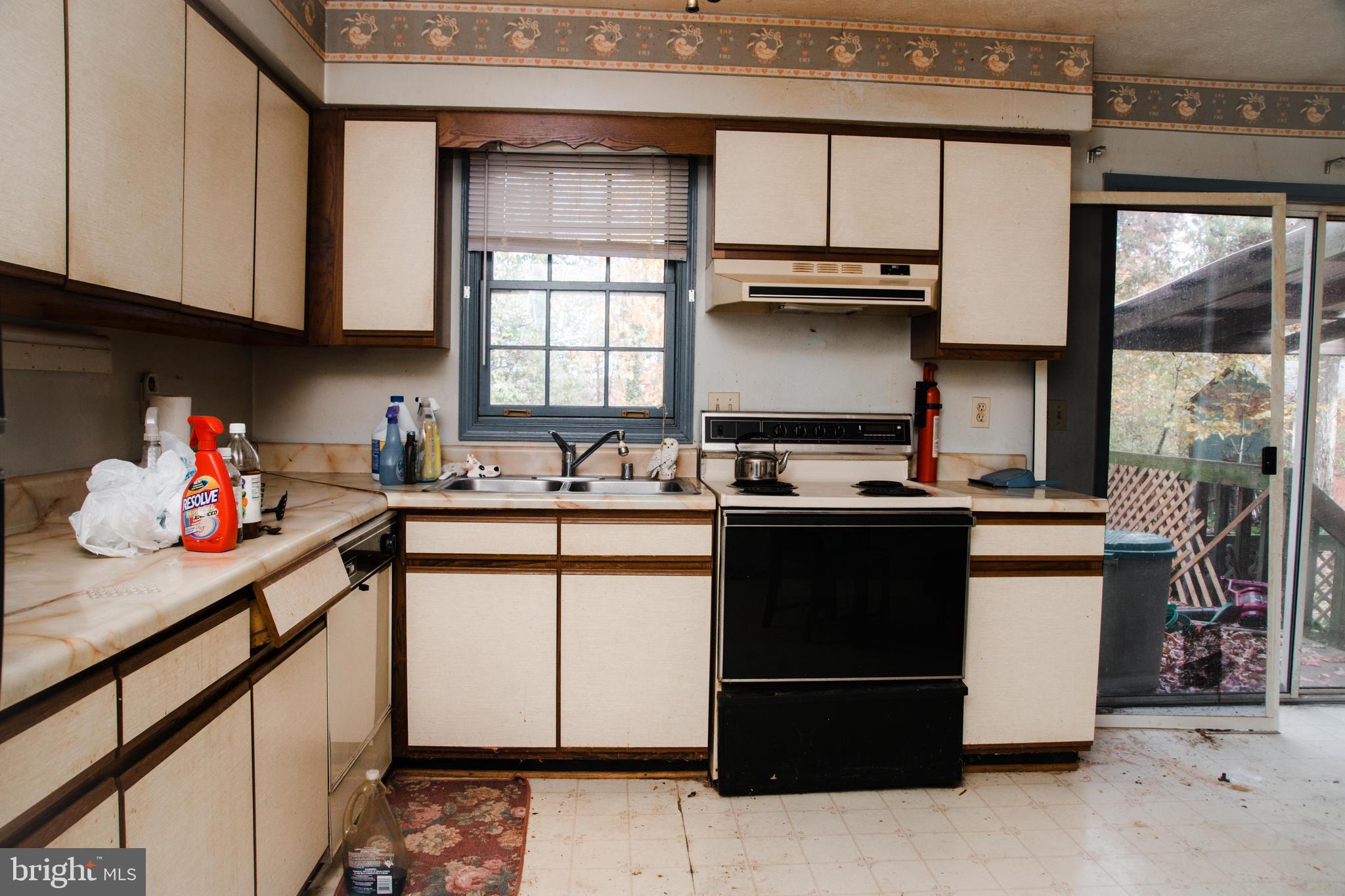 21780 Princeton Road Lexington Park, MD 20653 - Photo 5 of 18 Kitchen