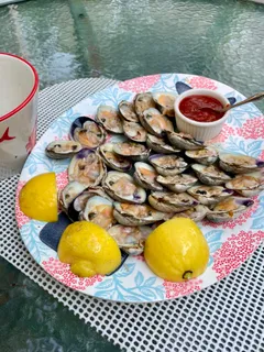 $1,590,000 | 48 Vineyard Ave Extension, Oak Bluffs, MA 02557