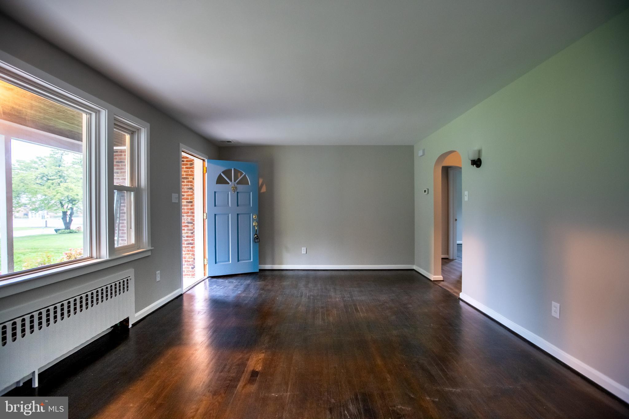 718 Farmingdale Road Lancaster, PA 17603 - Photo 4 of 30 Gallery Image 4