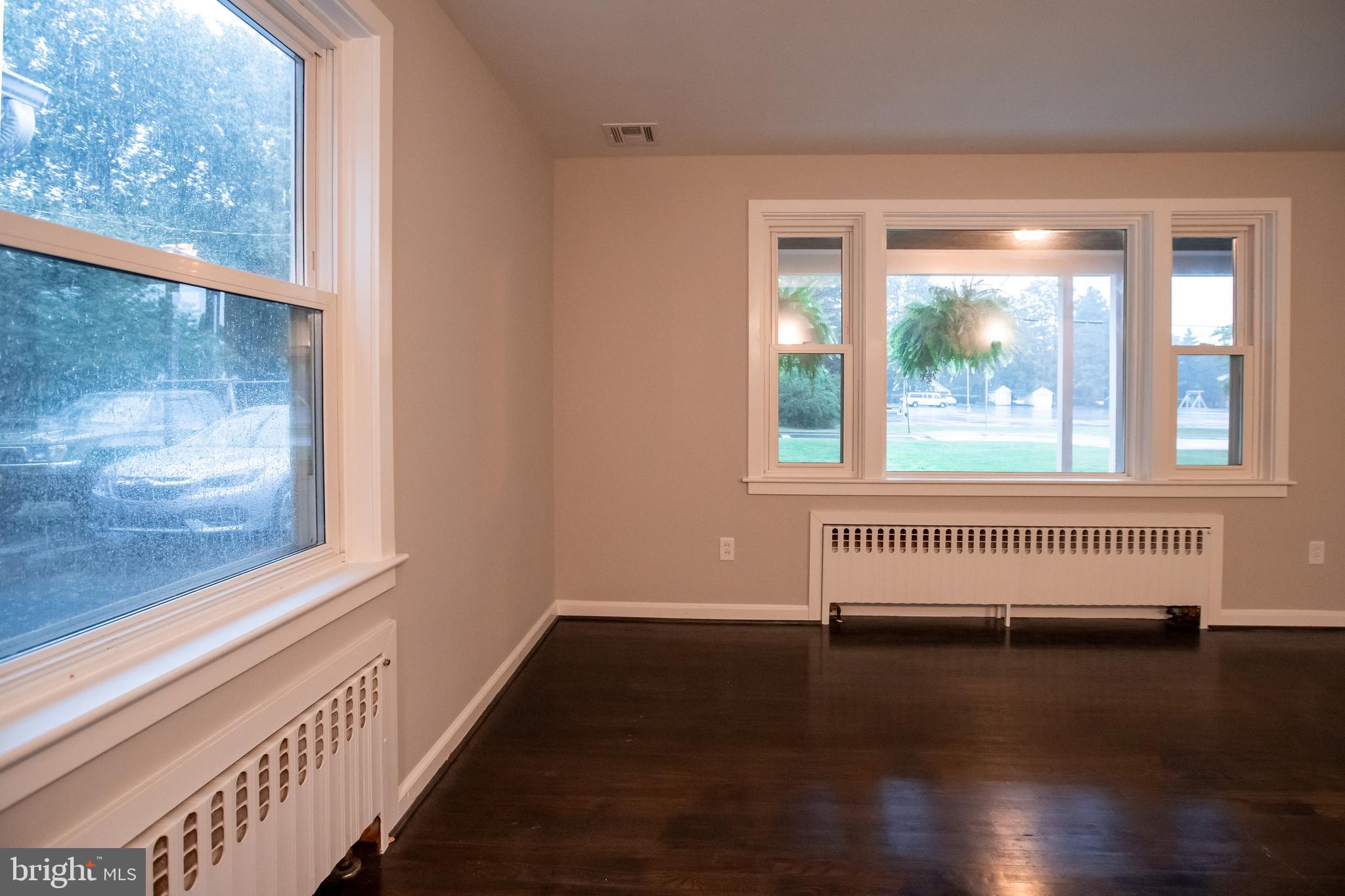 718 Farmingdale Road Lancaster, PA 17603 - Photo 5 of 30 Gallery Image 5