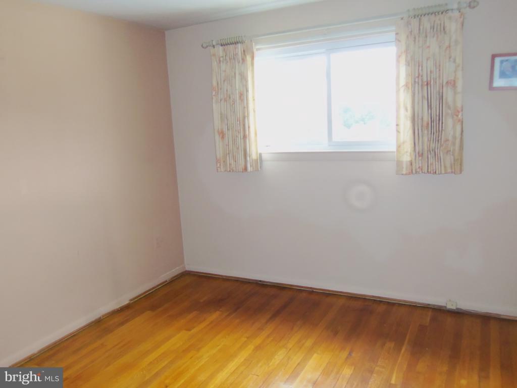6014 Riggs Road Hyattsville, MD 20783 - Photo 18 of 18 Bedroom