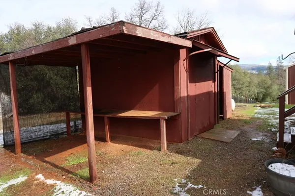 a view of outdoor space