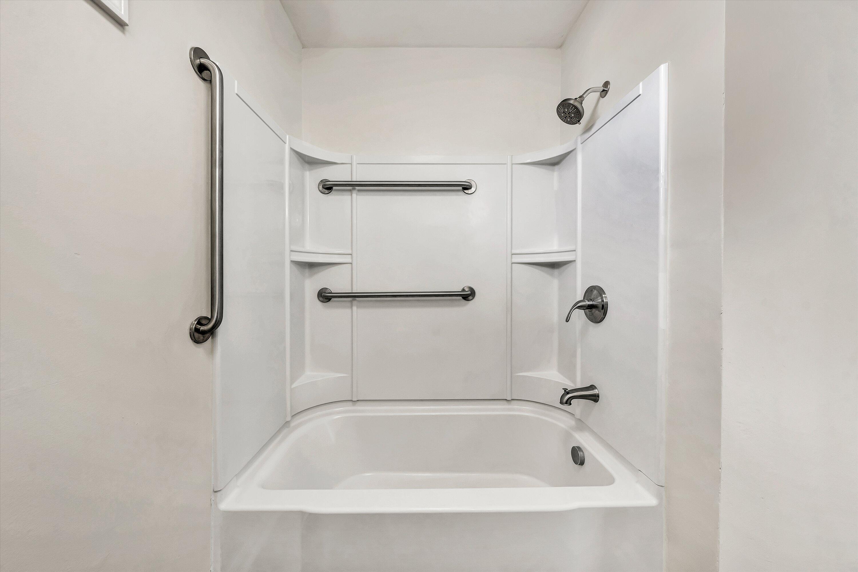 523 Dillon Drive Vinton, VA 24179 - Photo 23 of 29 IMG_9436