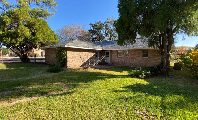 $220,000 | 4127 Gallant Fox Drive, Pasadena, TX 77503