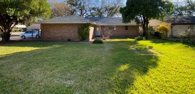 $220,000 | 4127 Gallant Fox Drive, Pasadena, TX 77503