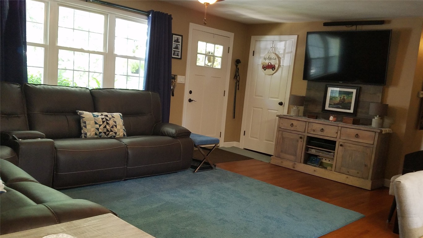 199 N Road Windsor, NY 13865 - Photo 5 of 33