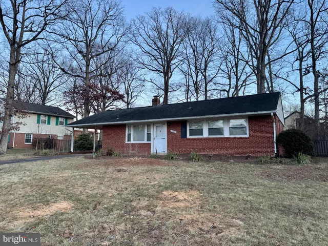 $615,000 | 14801 Carlbern Drive, Centreville, VA 20120