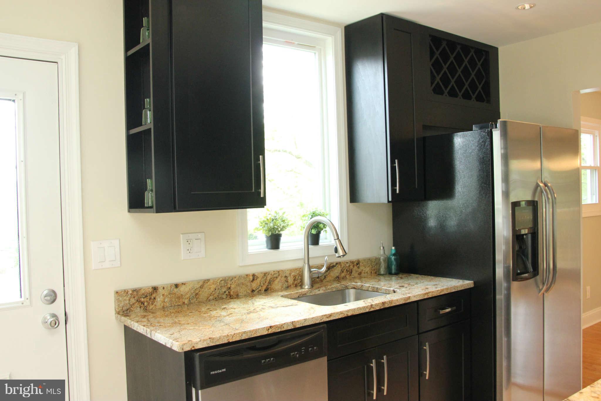 10822 Horde Street Silver Spring, MD 20902 - Photo 2 of 28 Kitchen