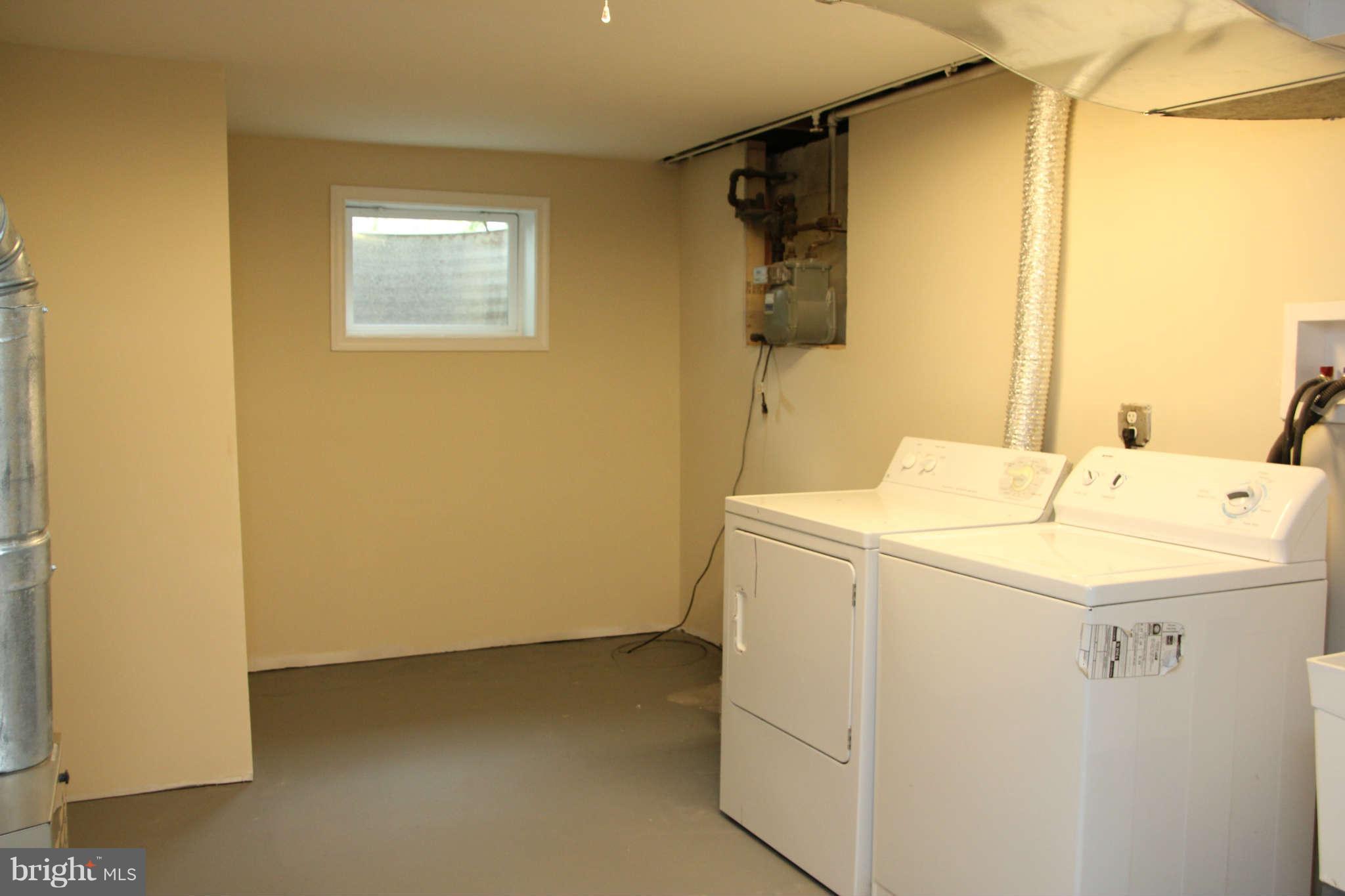 10822 Horde Street Silver Spring, MD 20902 - Photo 17 of 28 Interior (General)
