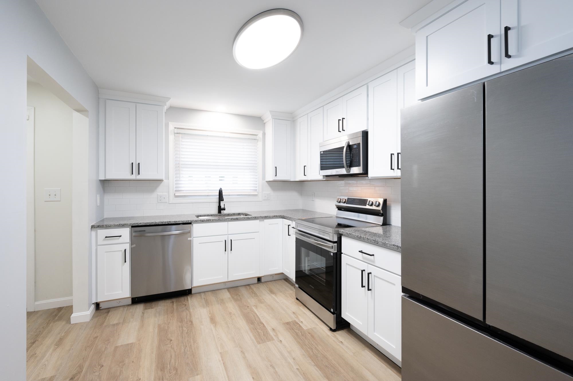 31 L South Avenue, Unit B Derry, NH 03038 - Photo 8 of 27