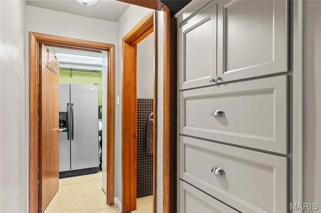 $425,000 | 25 Logan Road, Alton, IL 62002