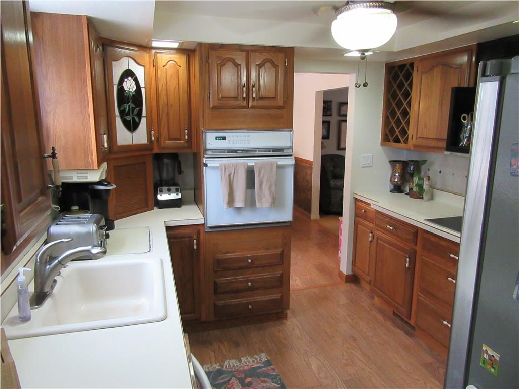 1446 Prospect Road Pittsburgh, PA 15227 - Photo 7 of 25 Gallery Image 7