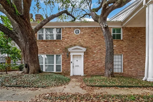 $279,900 | 4040 San Felipe Street, Unit 119, Houston, TX 77027